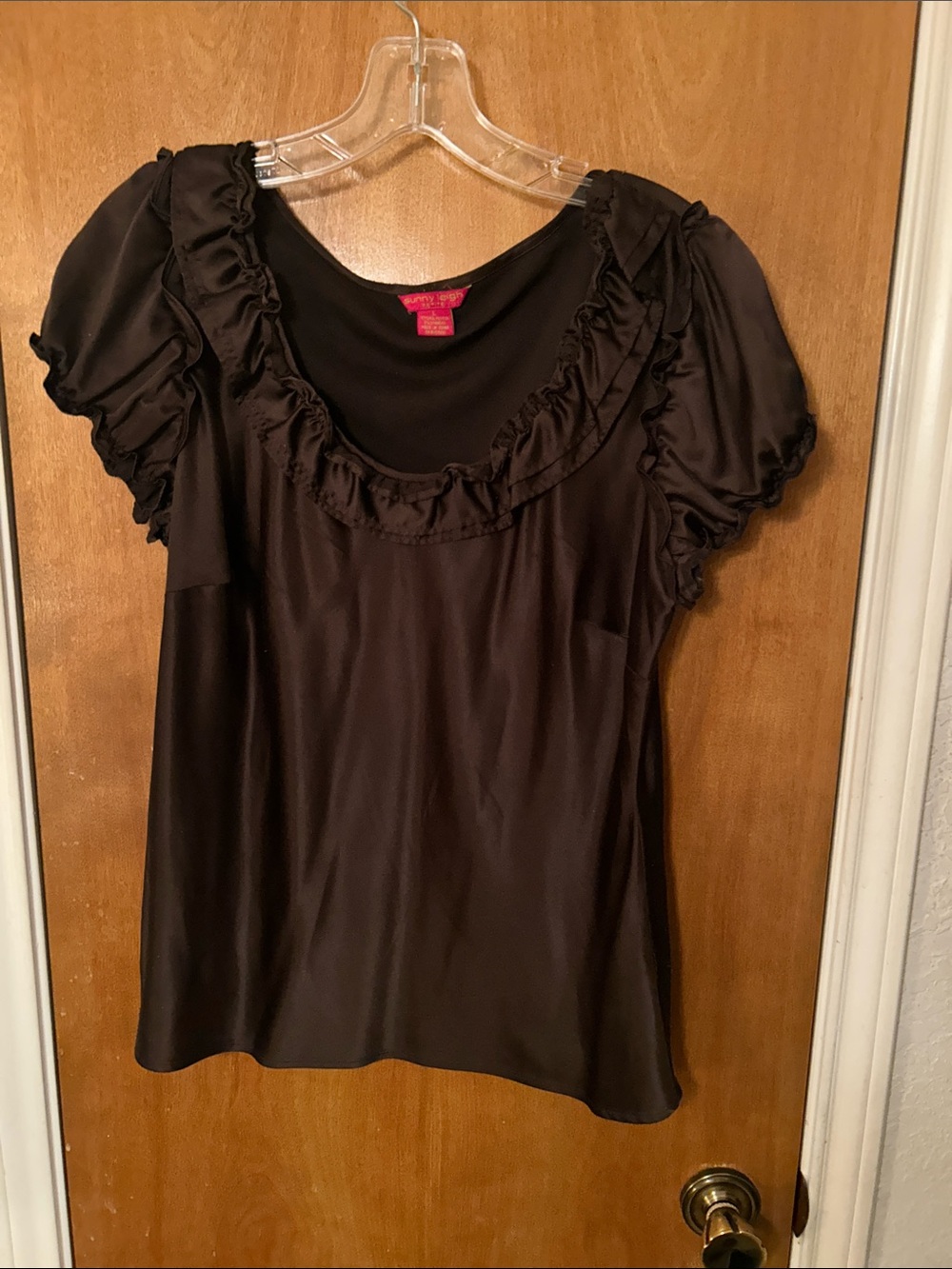 Brown Ruffle Scoop Silky Neck Women's Top - L. Sunny Leigh. Great shape! L
